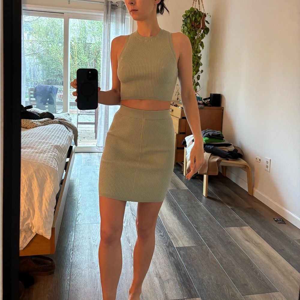 Aritzia matching set